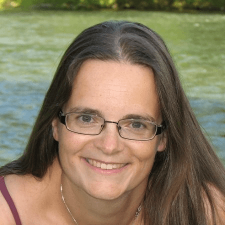 Irena_Prodan_Zitnik_Foto.png Irena_Prodan_Zitnik_Foto.png